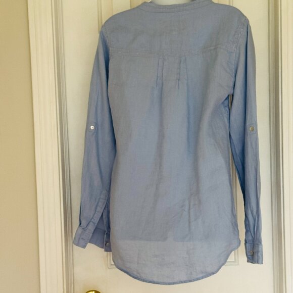 Malvin “I Love Linen” Blue Button down S top W/ Rolled Sleeves front pin tucks - Picture 3 of 7